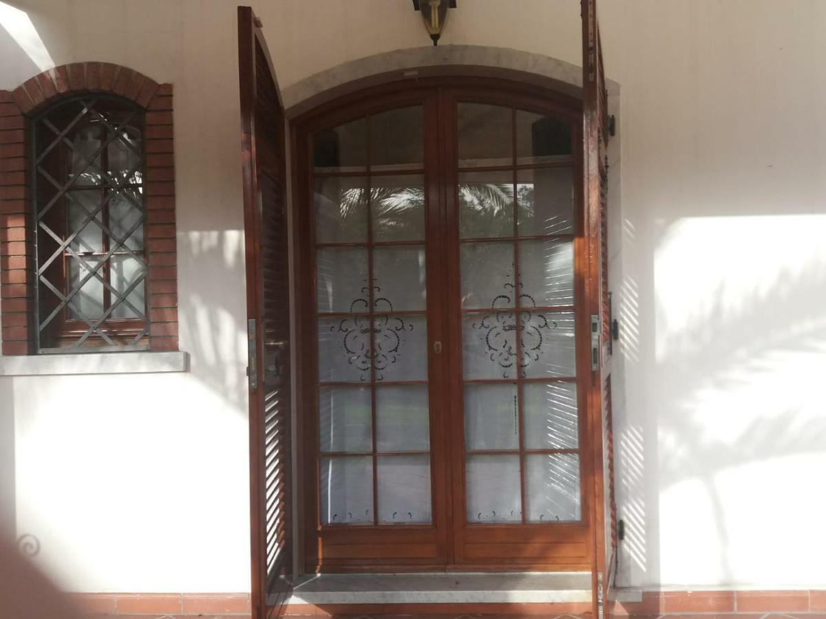 Da Adria Al Corvenale - Casa Vacanze Carrara - Villa Kültér fotó