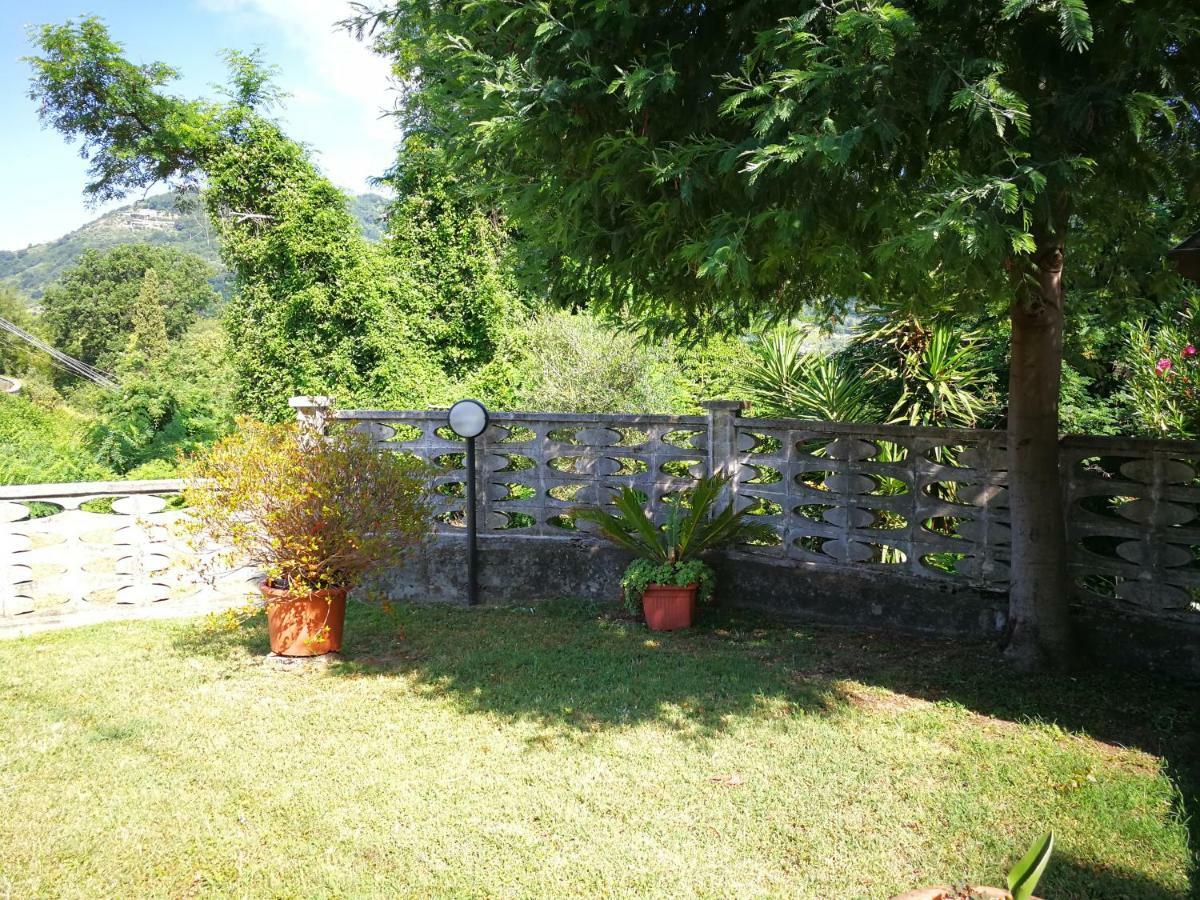 Da Adria Al Corvenale - Casa Vacanze Carrara - Villa Kültér fotó